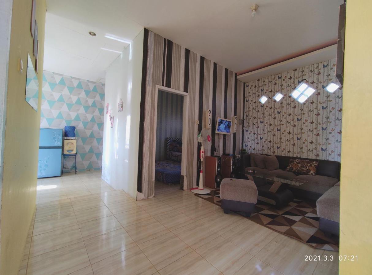 バトゥ Puncak Pinus And Poolヴィラ エクステリア 写真