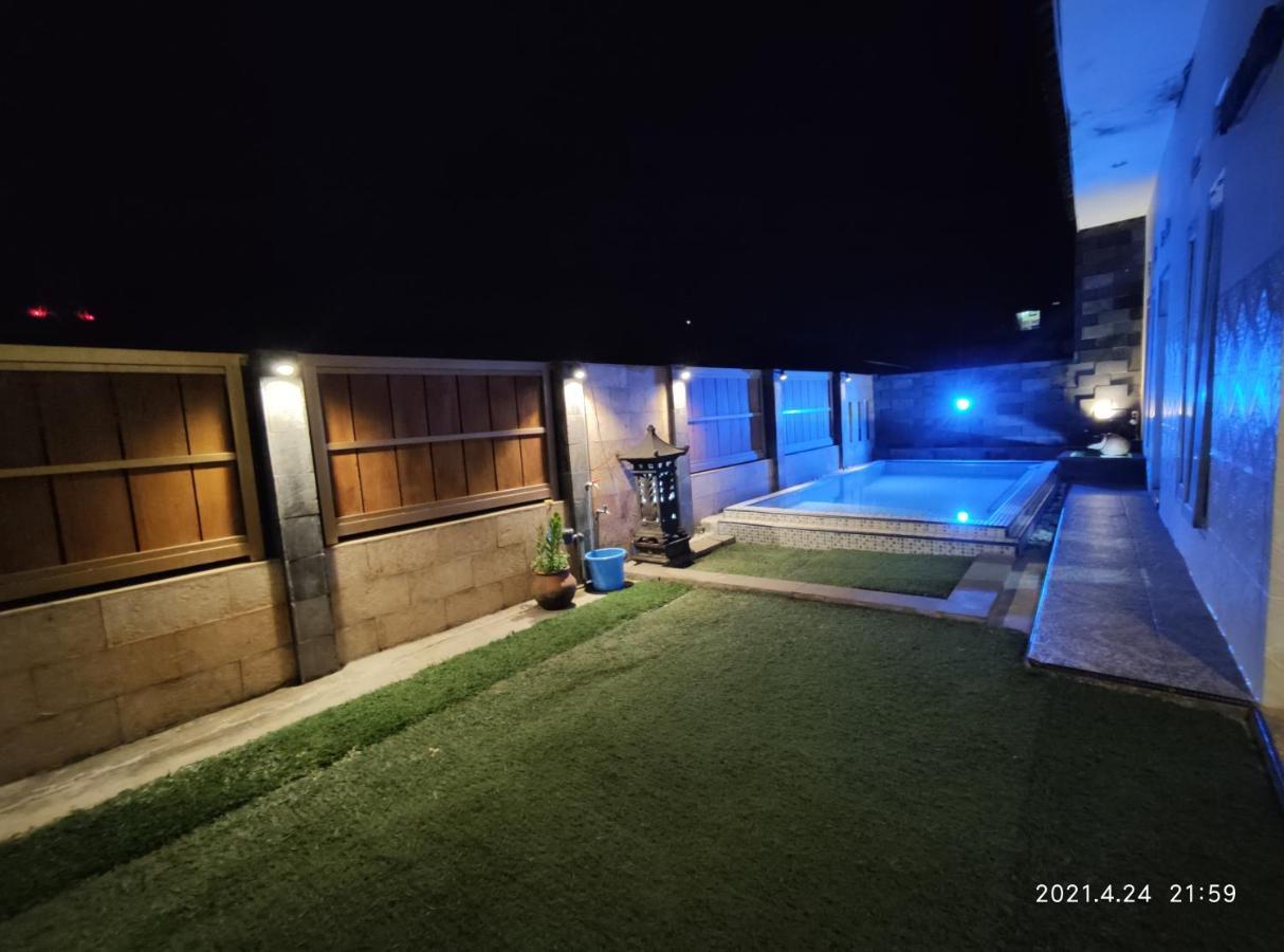 バトゥ Puncak Pinus And Poolヴィラ エクステリア 写真