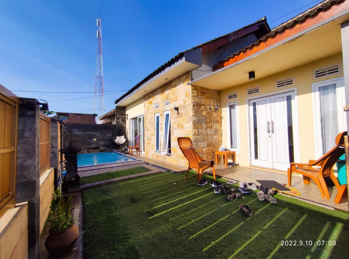 バトゥ Puncak Pinus And Poolヴィラ エクステリア 写真
